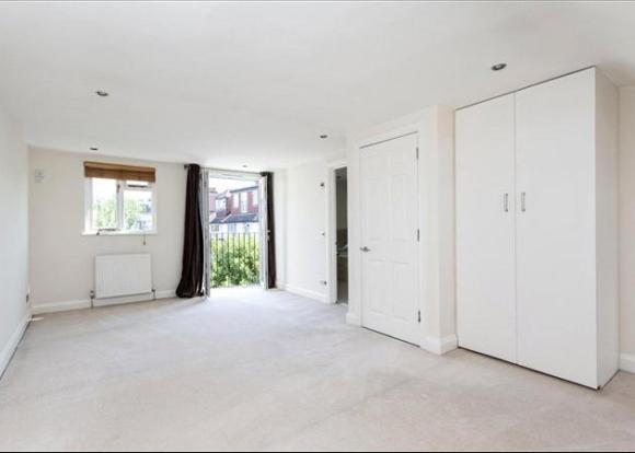 Rear dormer with Cupboards